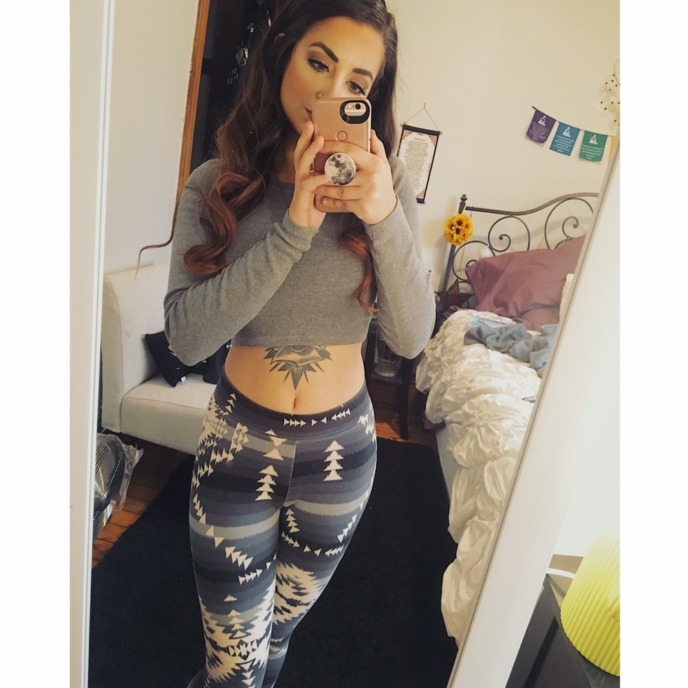 Meet your Posher, Alyssa